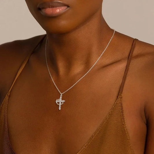 VELINNA™ Cross & Crown Necklace – 18K Gold Plated ✝️
